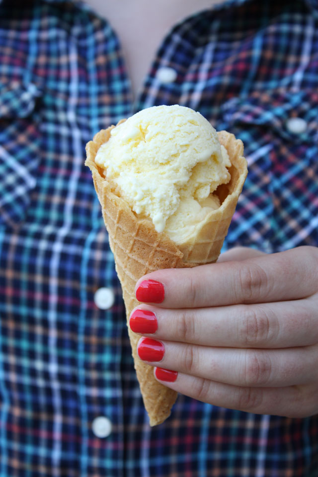 Homemade lemon ice cream