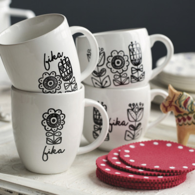 Use a simple image transfer technique to make these darling mugs from Scandinavian Gathering by Melissa Bahen.