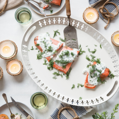 Celebrate Midsummer by making this easy and delicious poached salmon with dill sauce.