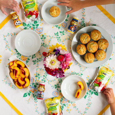 Tips and tricks for easy morning routines that will get you and your kids out the door on time!