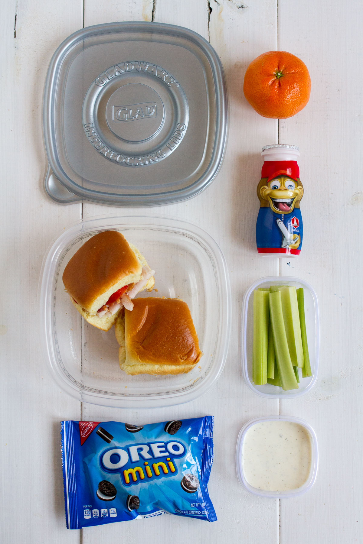 Download and print this free lunch packing list to help with back-to-school season! Also get two of my kids' favorite lunch "recipes."