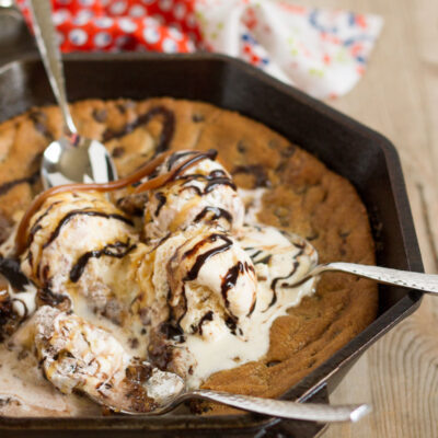 delicious and easy skillet chocolate chip cookie